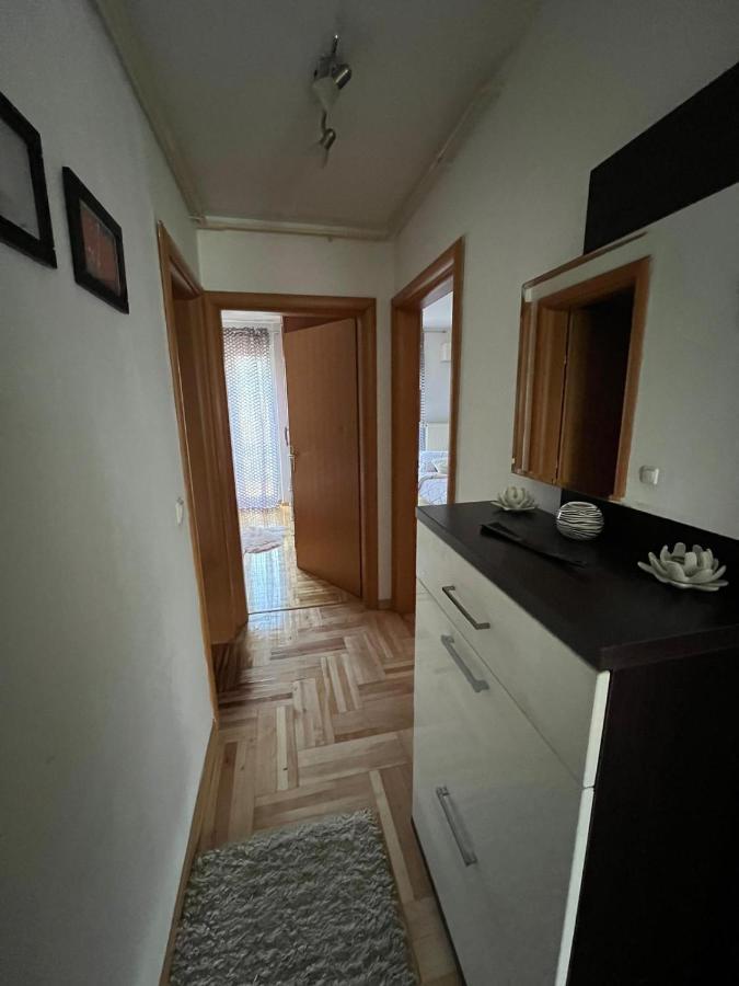 Apartman West - Private Parking Place Zagreb Exteriör bild